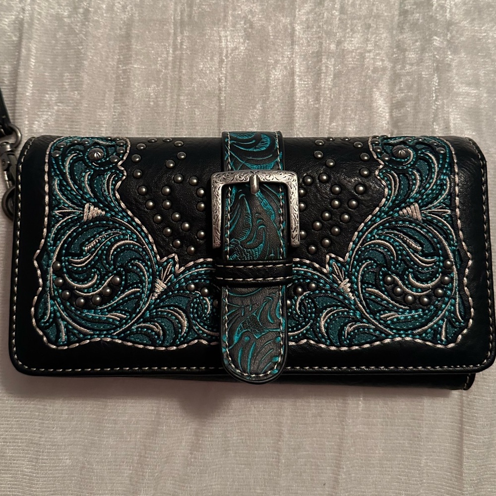 New Montana West Wallet